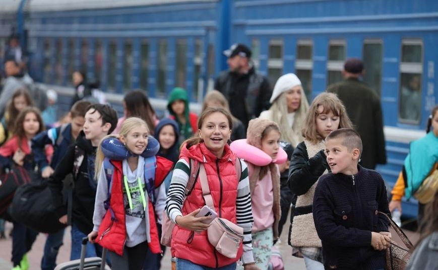 Черные души против светлых порывов. Клевета евродепутатов в адрес Президента переходит все границы