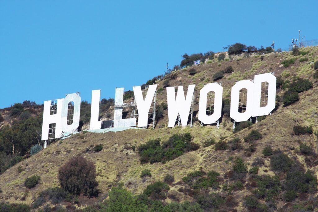 Hollywood трещит по швам. Кто разозлил американских звезд