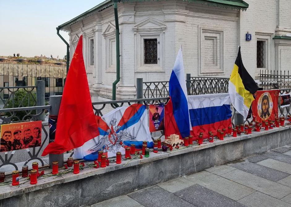 Сто дней назад не стало Владлена Татарского. Что говорят о нем волонтеры