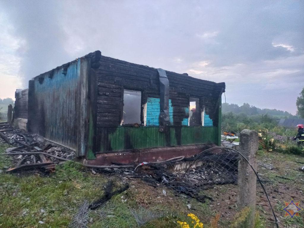 Два человека погибли на пожаре в деревне Столбцовского района - Минская  правда