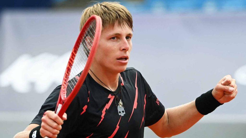 Ивашко безвольно проиграл на старте турнира в США