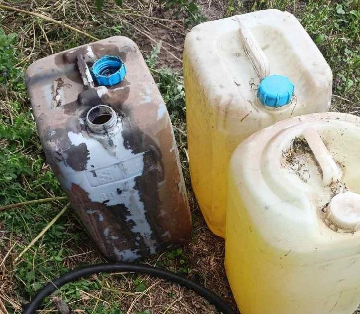 В Молодечненском районе водитель слил 90 литров топлива с рабочего автомобиля