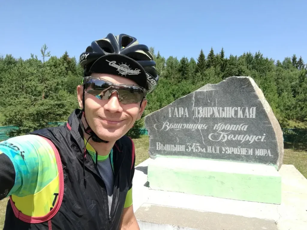 По болотам, крепостям и матчам… Чем занимается в Беларуси эмигрант из Венгрии