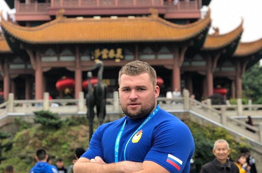 Максим Афонин