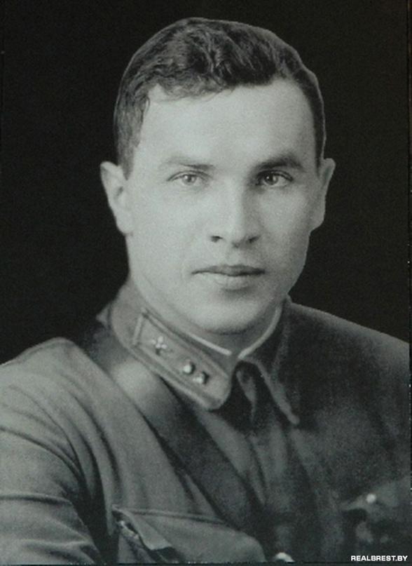 летчик