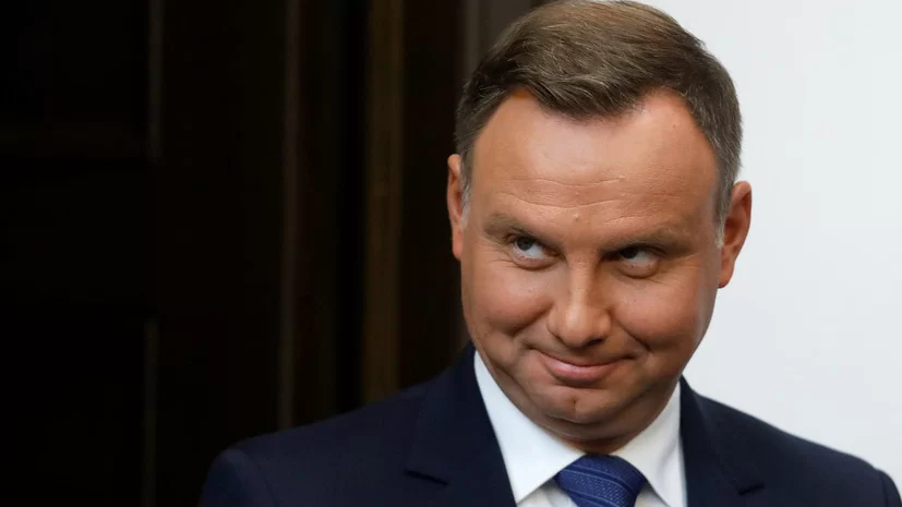 Дуда заявил, что собирается завершить карьеру политика
