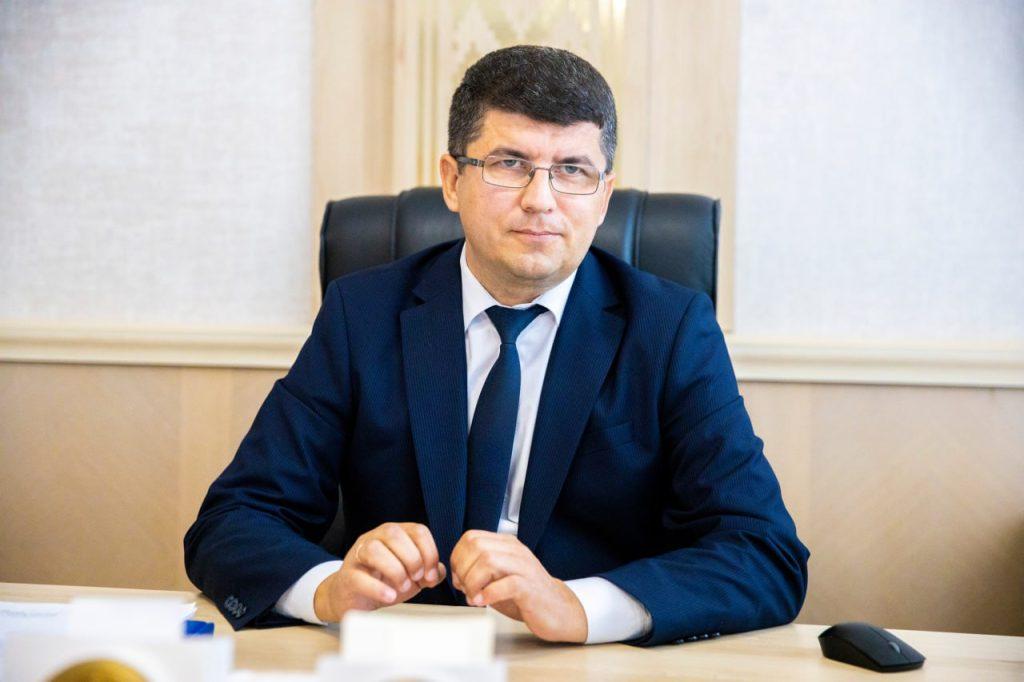 У водителей и механизаторов области растет достойная смена — Сергей Левкович об итогах уборочной