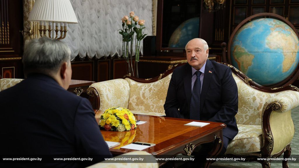 Лукашенко
