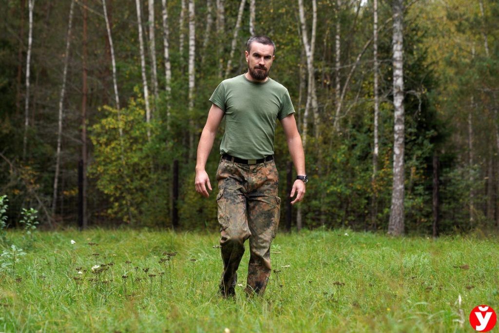 политолог в лесу Смолевичи