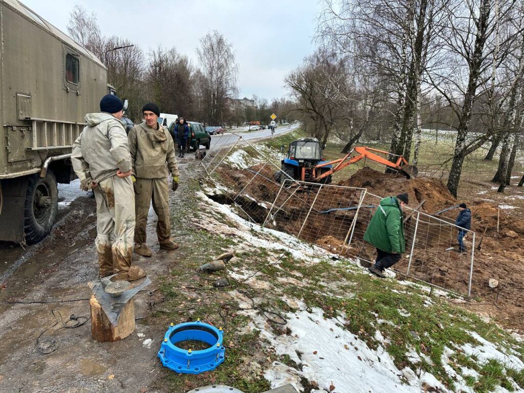 Жители части Фаниполя более суток провели без воды в кране - Минская правда