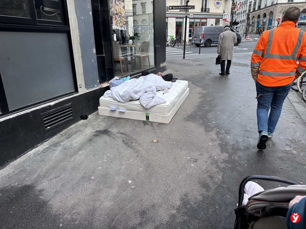 мусорки Париж