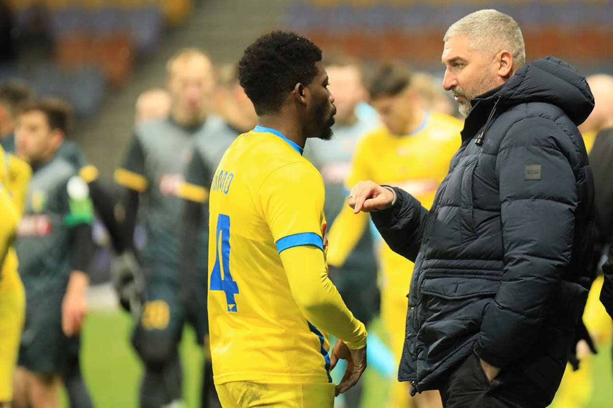 В БАТЭ могут поменять тренера, а форвард «Шахтера» в третий раз хочет ...