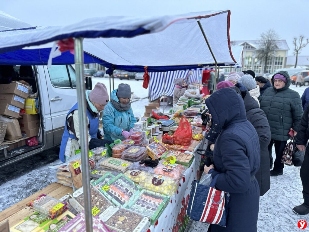 Рождественская региональная ярмарка в Вилейке: праздничное событие для  жителей и гостей города - Минская правда