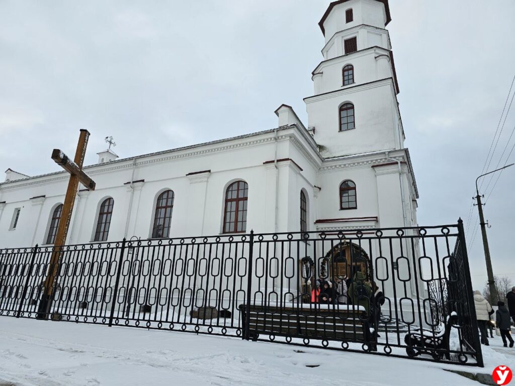 Как католики в Борисове празднуют Рождество. Репортаж из костела