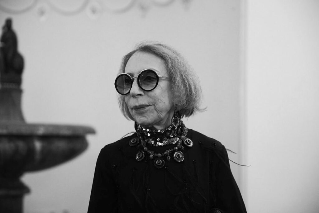 Инна Чурикова