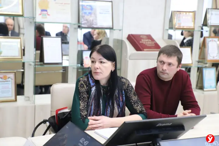 в каких числах выплачивают с 3 до 7. выплаты семьям с детьми. разовая новогодняя выплата на детей до 8 лет. когда придут деньги до 8 лет. единое пособие на детей фото.