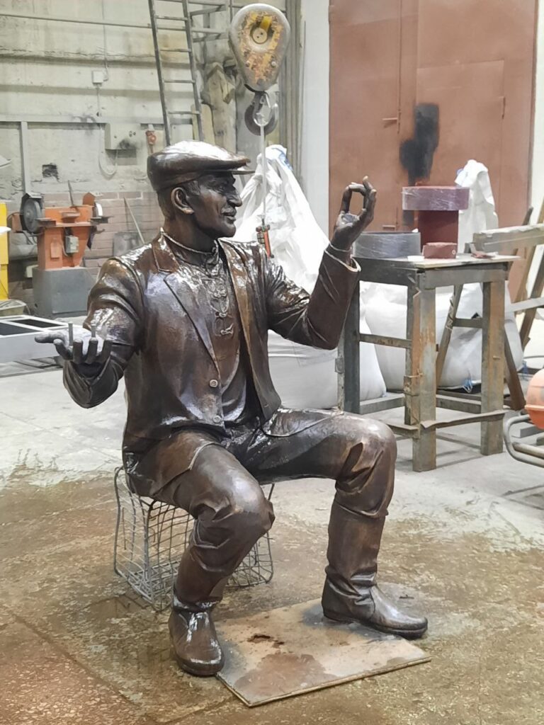 Скульптура «Торговец арбузами» в Минске