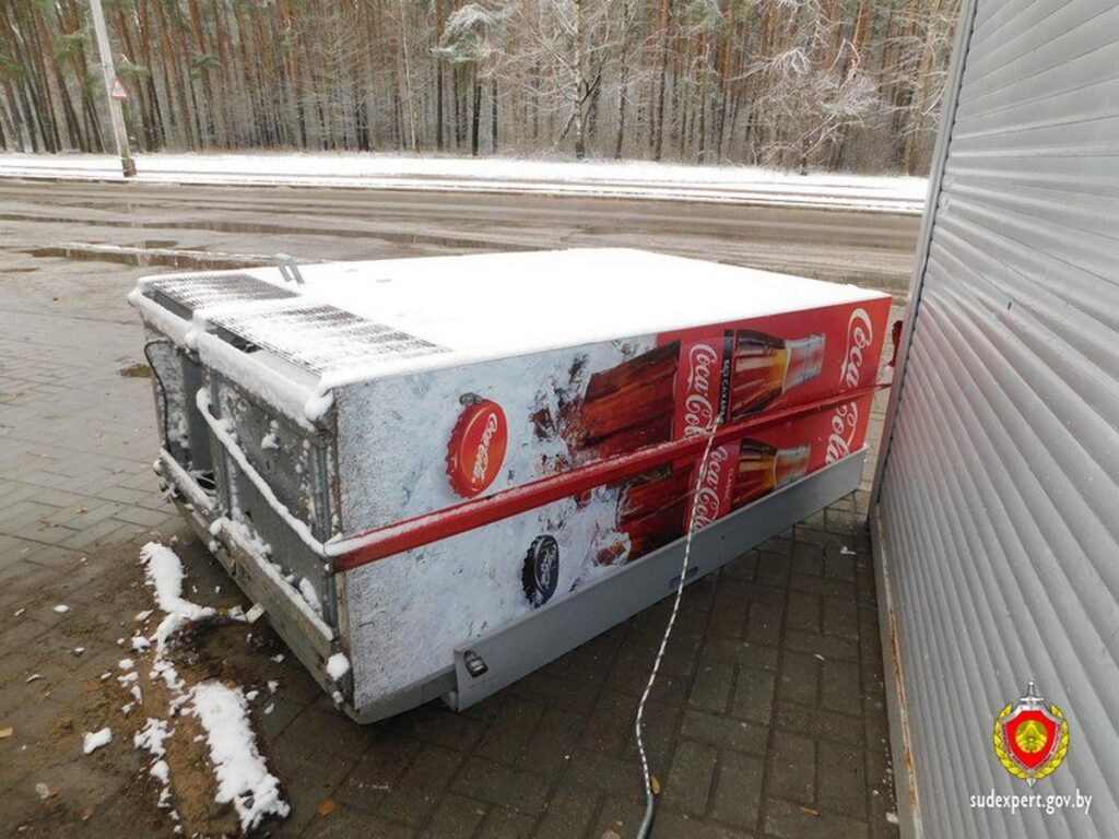 Хулигана из Слуцка нашли по отпечатку пальца