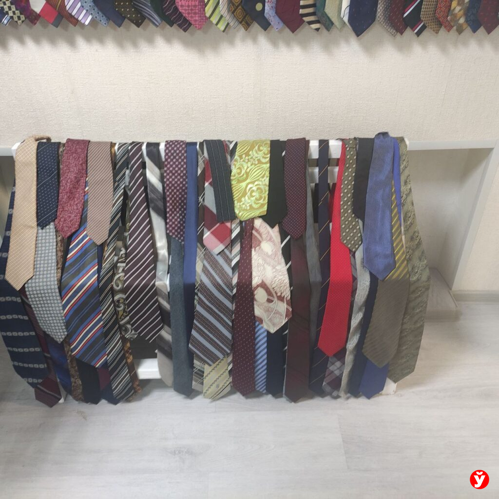 коллекция галстуков и платков Березино