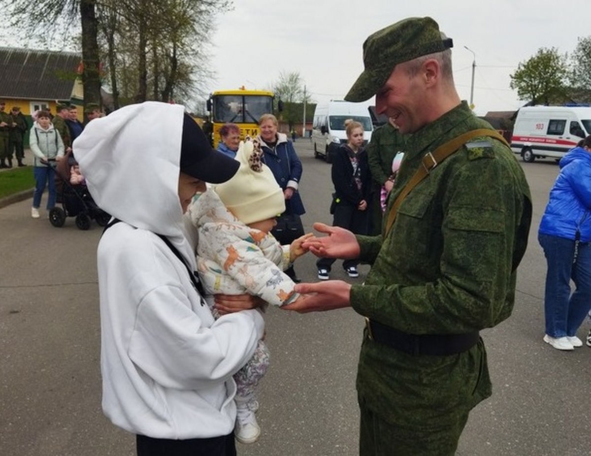 В Вилейке прошла торжественная церемония принятия присяги. Смотрите  фоторепортаж - Минская правда