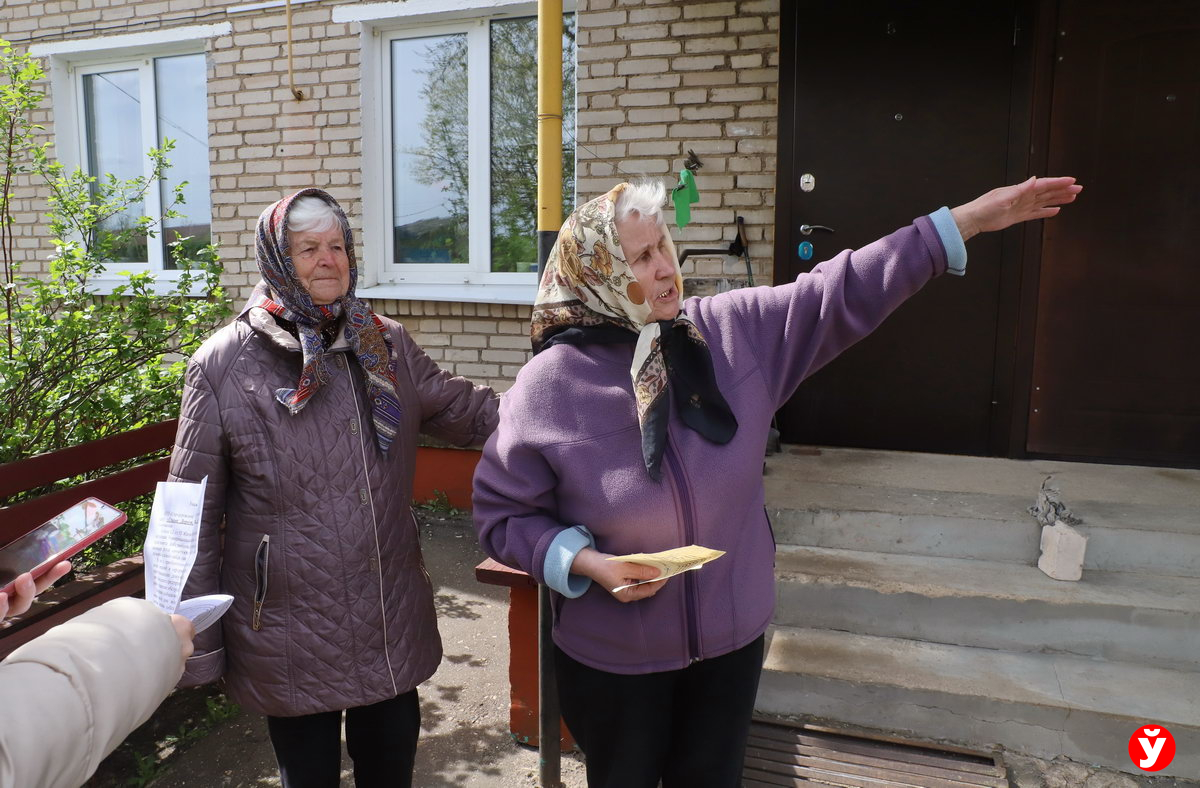 Верните дом на обслуживание ЖКХ! С какими просьбами на прием к Турчину  пришли жители области - Минская правда