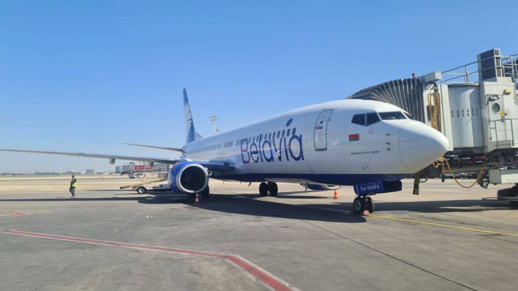 самолет белавиа из-за непогоды в Дубае совершил вынужденную посадку