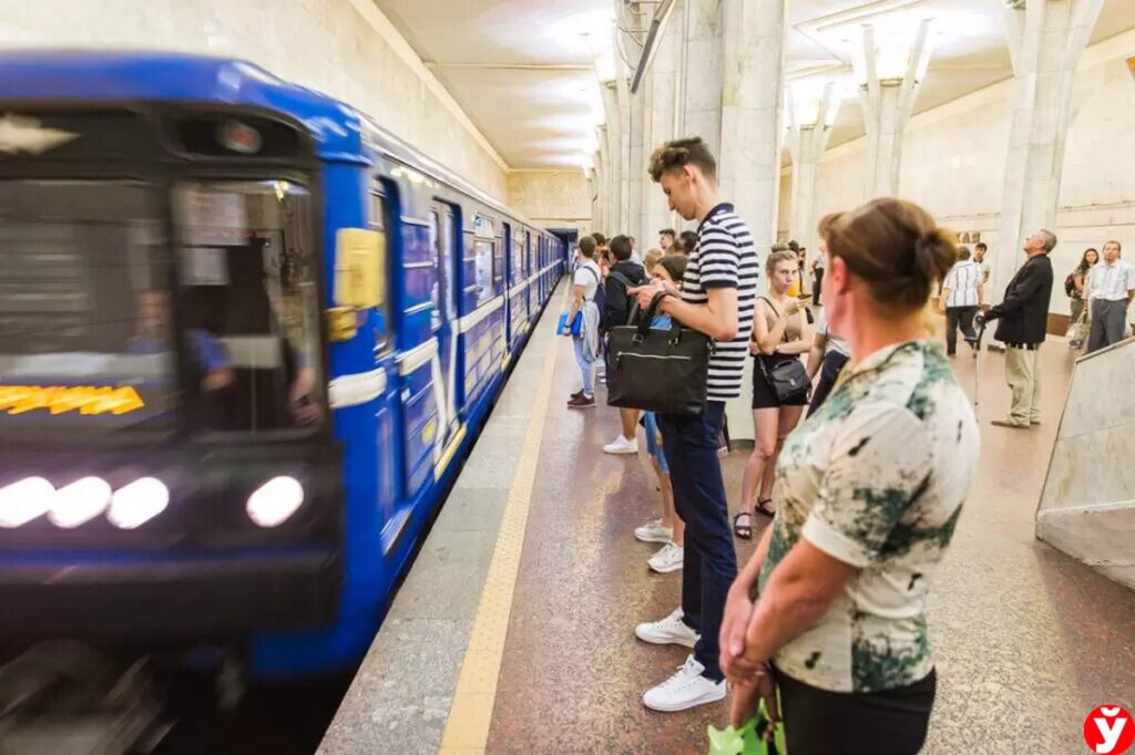 Минское метро изменит график движения в День Победы