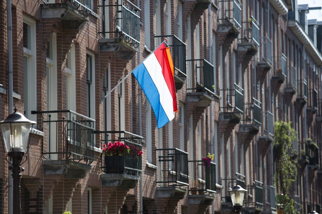 Нидерланды флаг