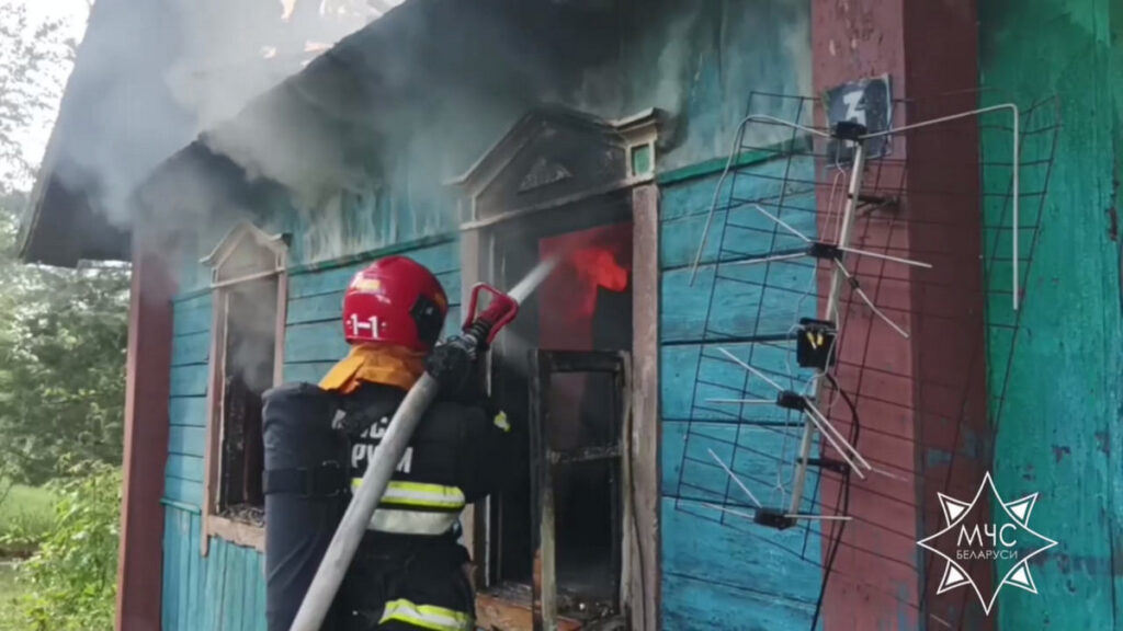 пожар в Березинском районе