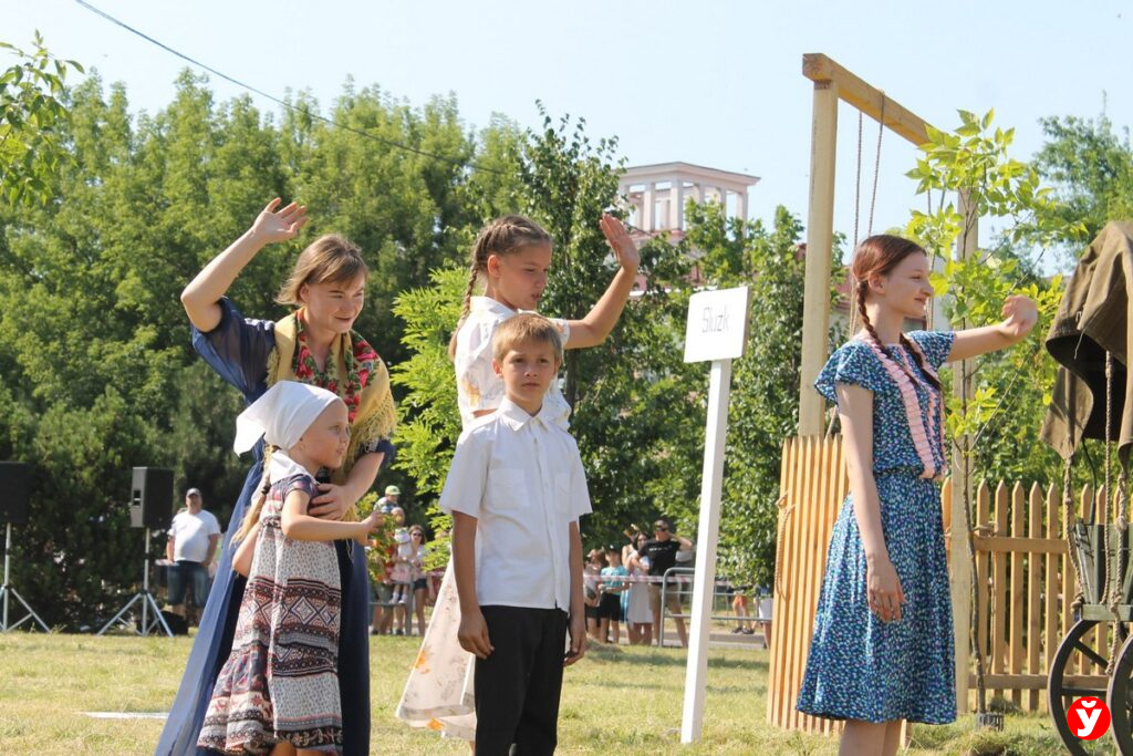 Реконструкция освобождения города в Слуцке