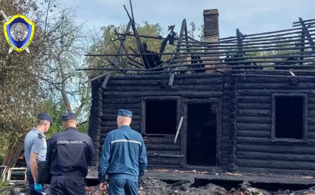 В Могилевской области на пожаре погибли двое пенсионеров
