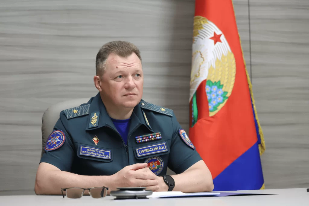 Министр МЧС о последствиях непогоды: выводов будет очень много
