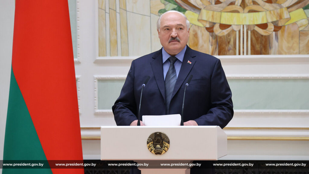 Лукашенко выступает за дипломатическое урегулирование отношений с соседями
