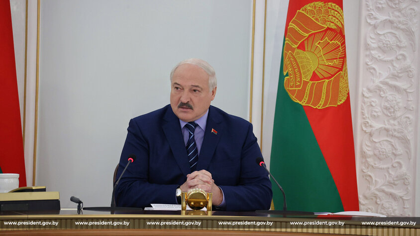 Лукашенко назвал отрасль, которая повышает обороноспособность и нацбезопасность страны