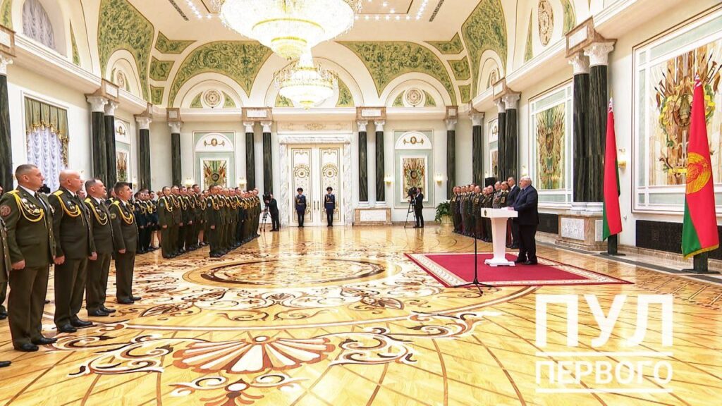 Белорусы не хотят войны, но на любую провокацию будет жесткий ответ — Лукашенко