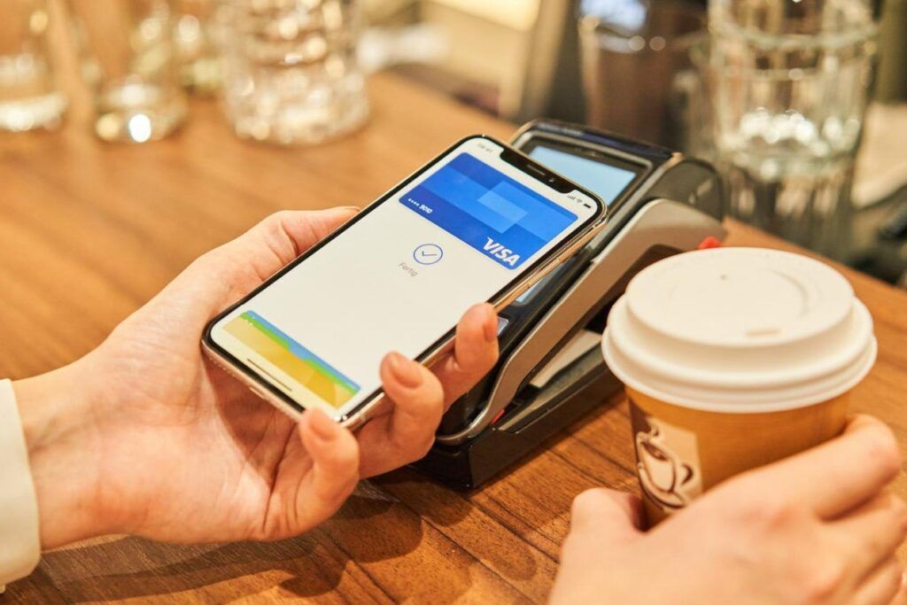 Apple откроет доступ к NFC для сторонних разработчиков
