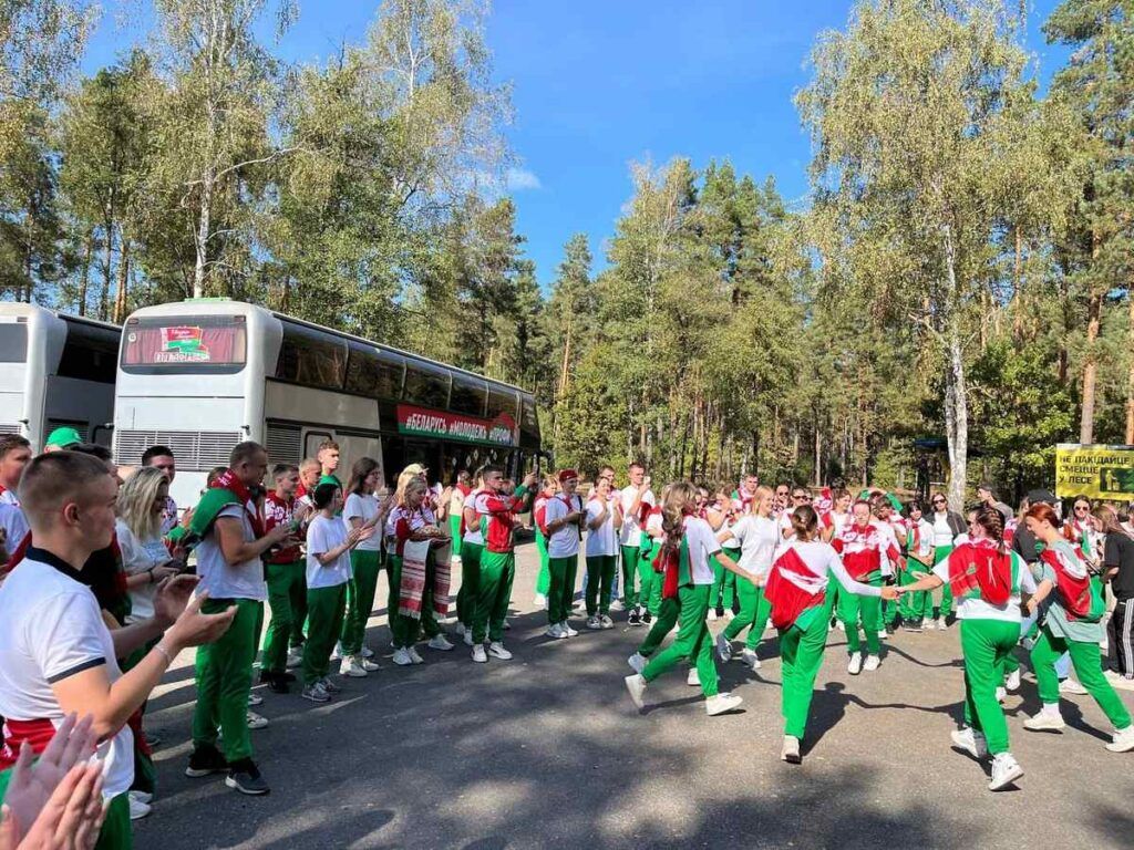 автопоезд в Старых дорогах