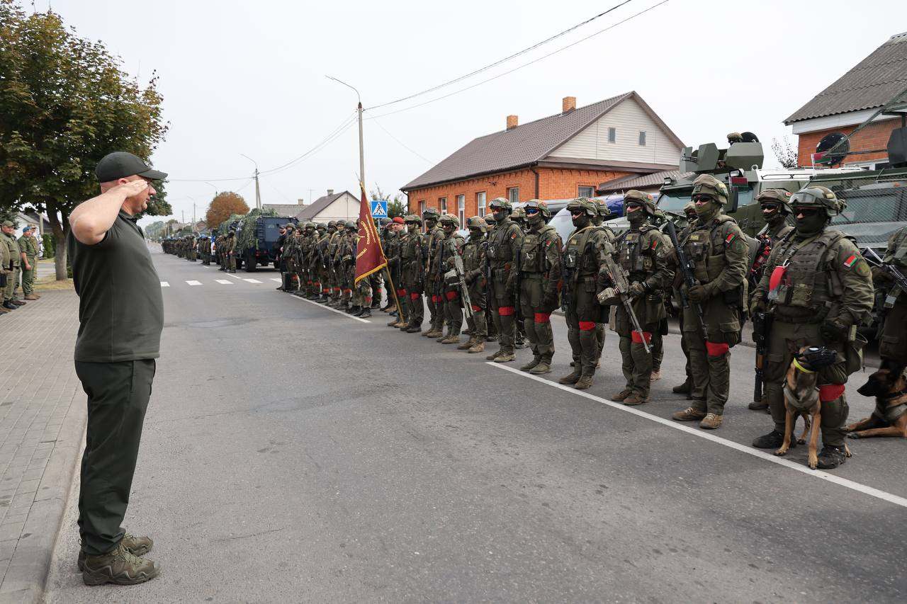 Граница с Украиной в Беларуси усилена спецподразделениями ОМОН и внутренних войск