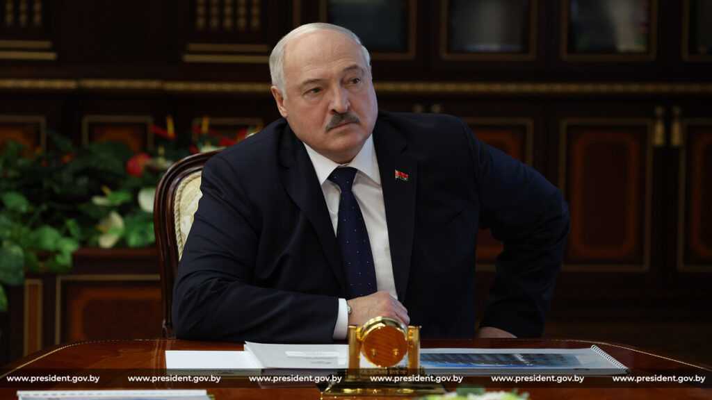 Лукашенко