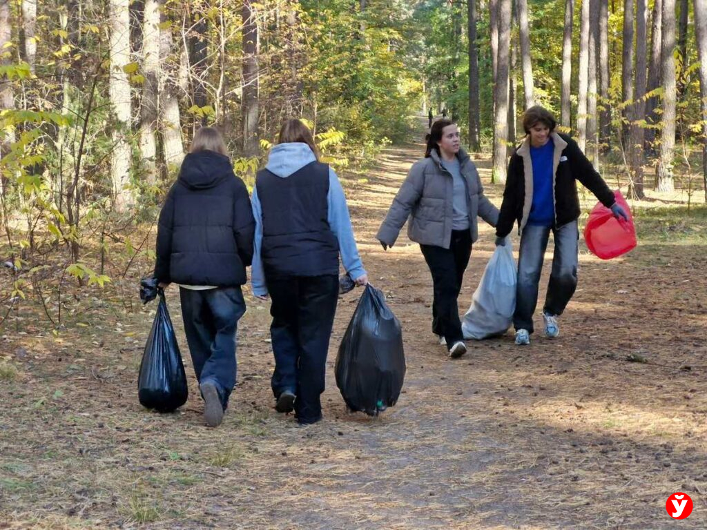 Солигорск, соревнования по скоростному сбору мусора