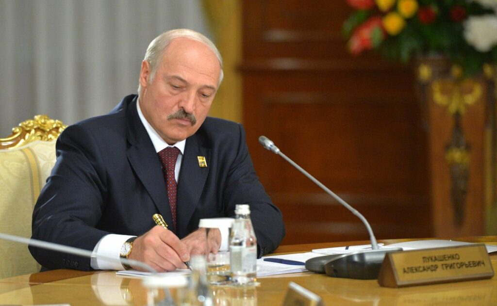 Лукашенко