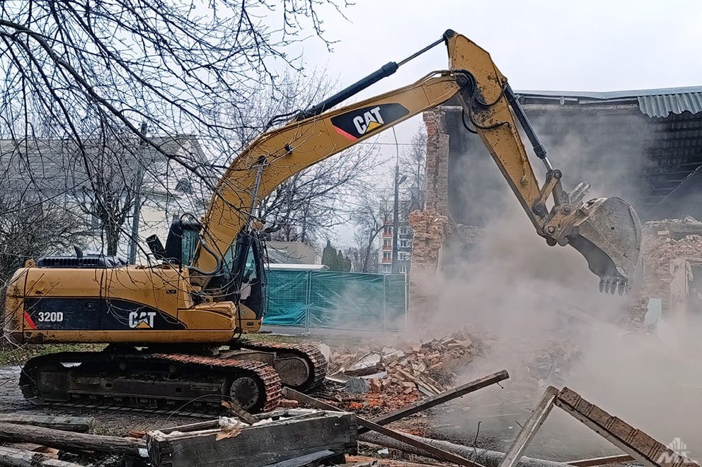 В Минске на ул. Серова начался снос старых домов. Что построят на их месте