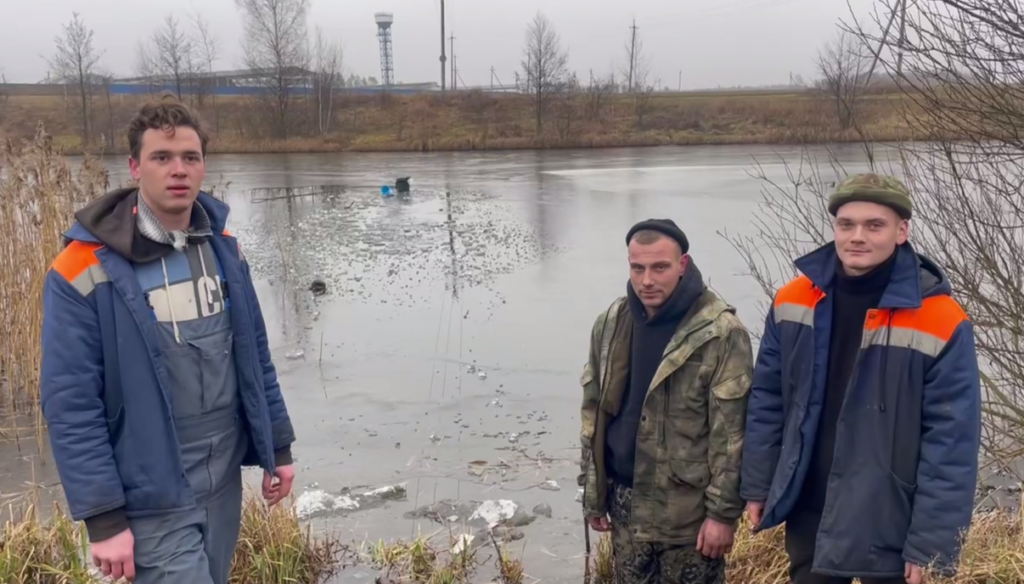 Три работника животноводческого предприятия спасли рыбака на водоеме в Червенском районе