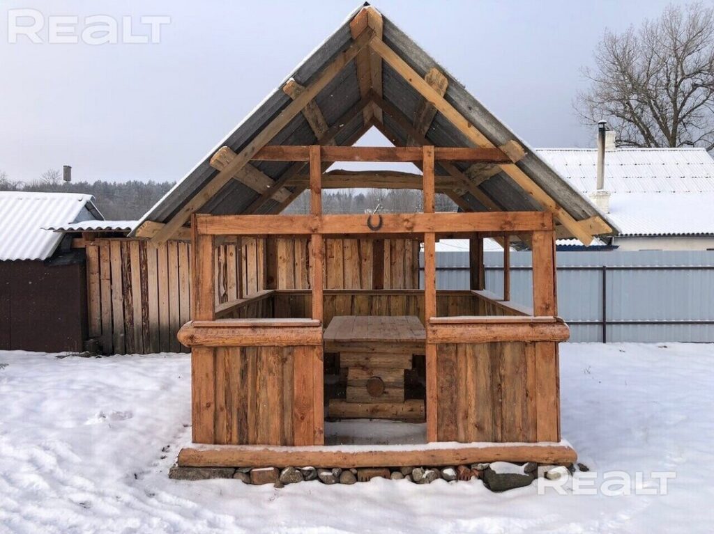 В Вилейском районе продается уютная дача с баней по привлекательной цене