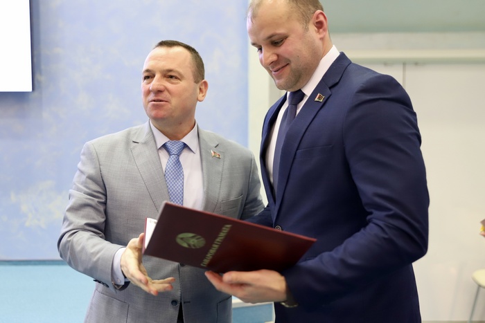 Спорт