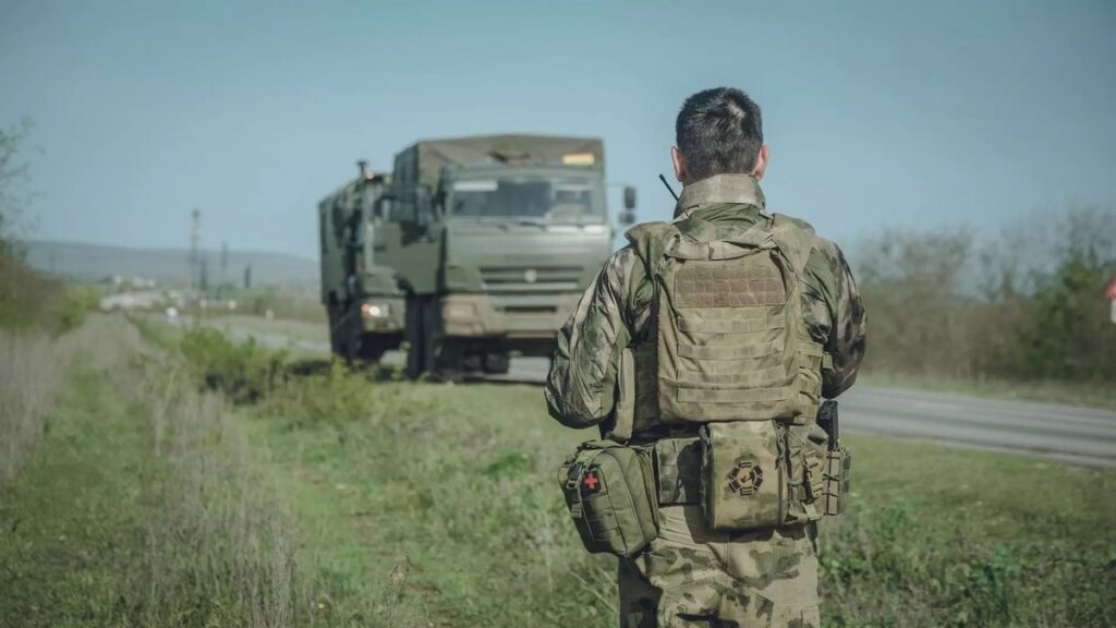 «Частичное снятие санкций без завершения войны», — политолог о вероятных сценариях СВО