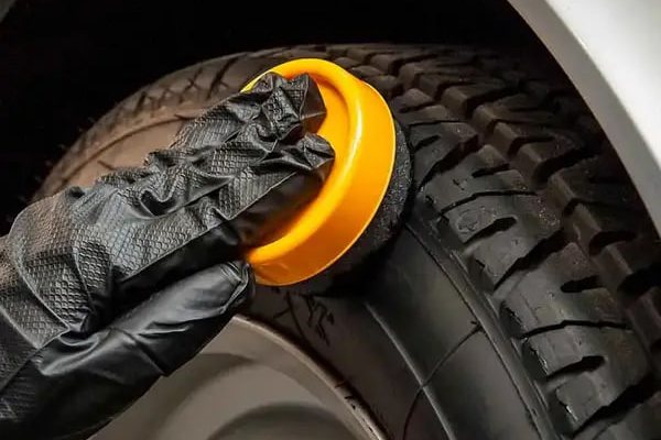 В Беларуси разработали защитный воск для шин