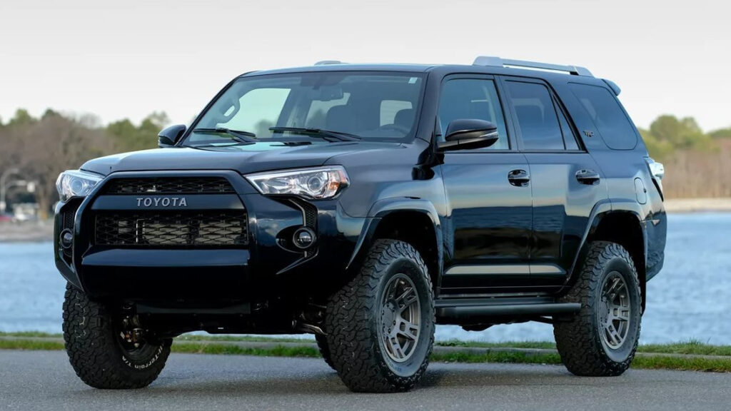 Toyota 4Runner празднует 40-летний юбилей: вспоминаем все этапы становления