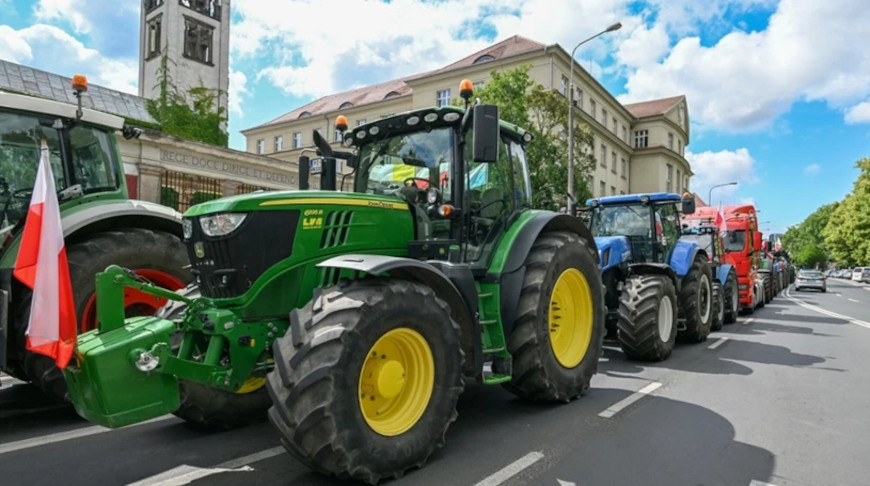 Акция протеста против аграрной политики правительства прошла в Польше