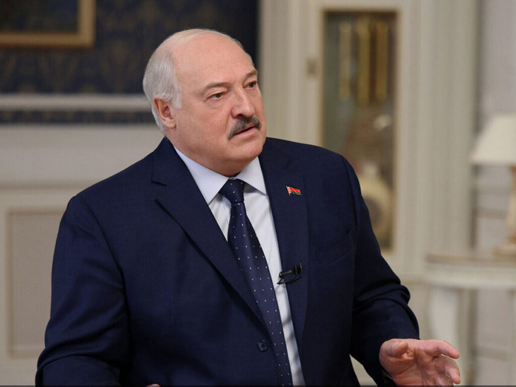 Лукашенко: ни на кого мы нападать не собираемся